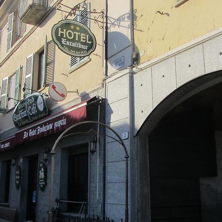 Revello Hotel Excalibur المظهر الخارجي الصورة