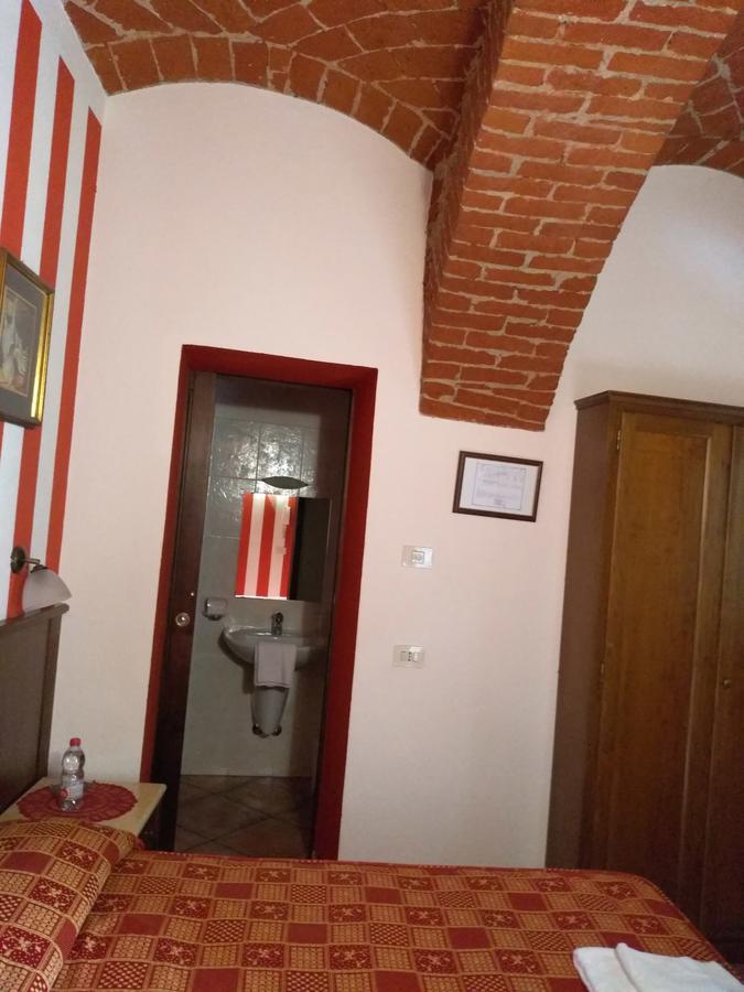 Revello Hotel Excalibur المظهر الخارجي الصورة